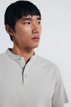 New Springfield Polo piqu&eacute; col mao coupe classique beige