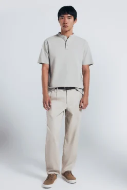 New Springfield Polo piqu&eacute; col mao coupe classique beige