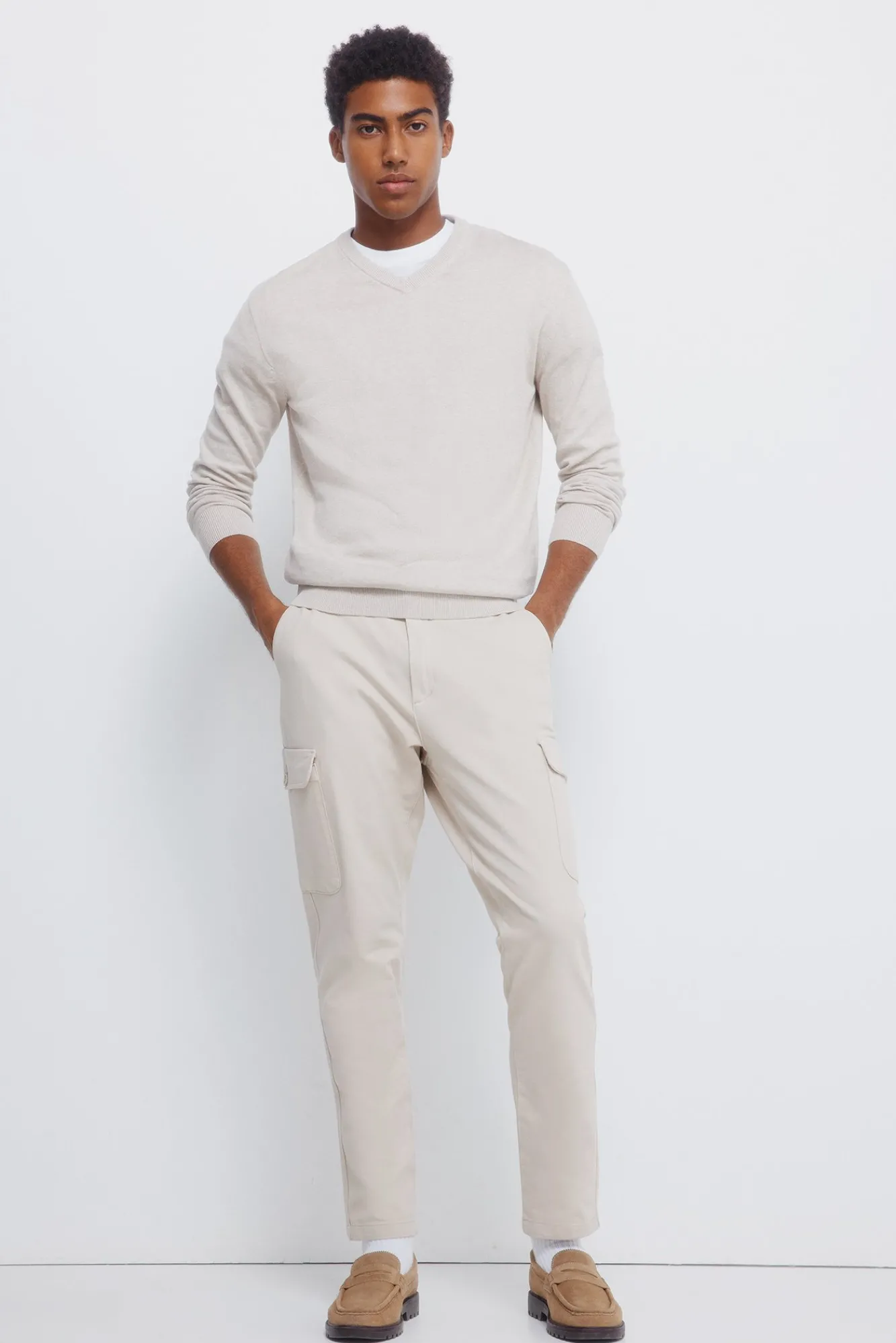 Springfield Pull basique à col en V nude