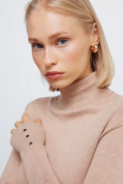 Hot Springfield Pull col avec boutons et poignets