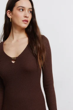 Springfield Robe midi &agrave; d&eacute;collet&eacute; perle nude